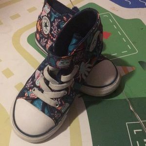 Converse little girl size 10 mermaid high top chuck taylor allstars